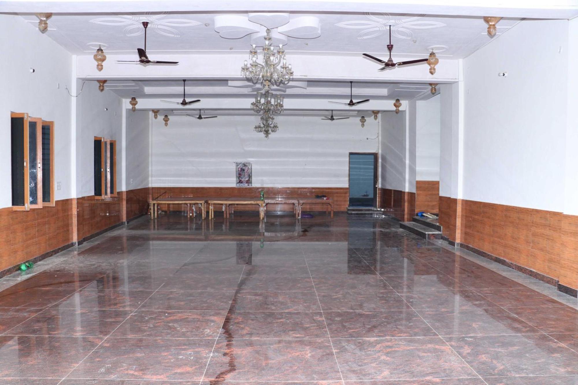 Hotel O Pop Angoori Farm House Матхура Экстерьер фото